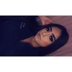 Meet your Posher, Debbie